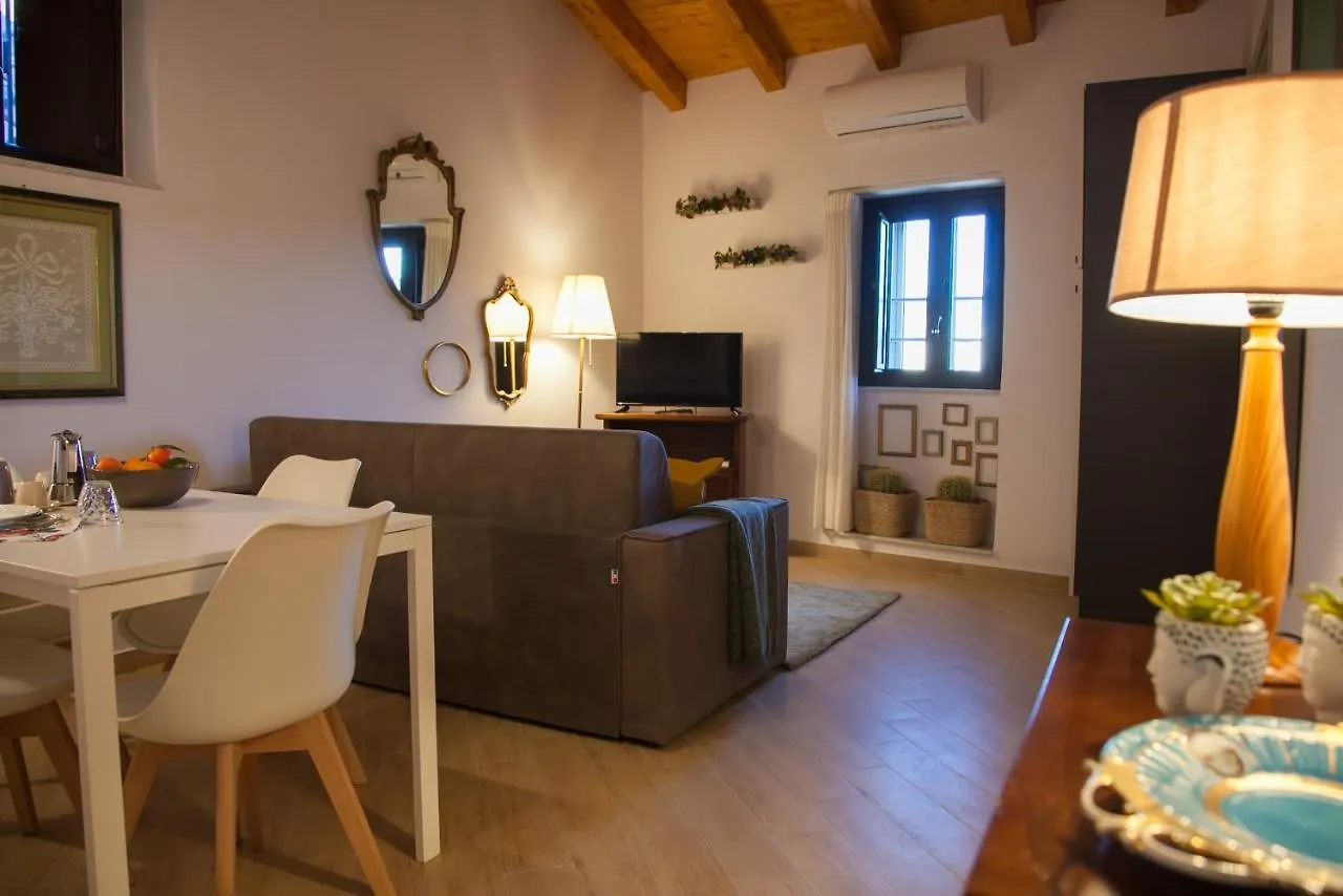 Apartment Sicily In Home Centro Catania Pescheria