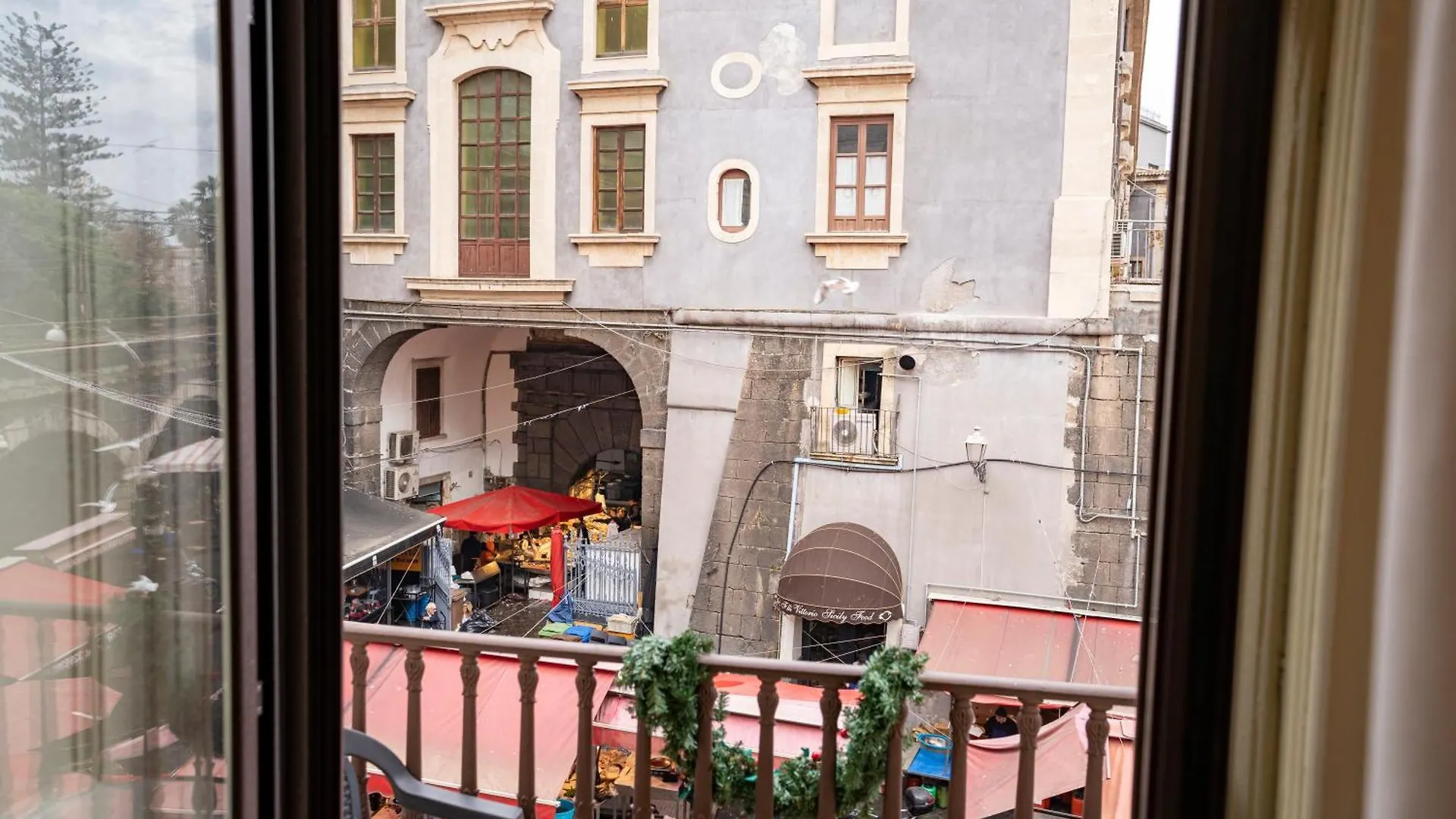 Apartment Sicily In Home Centro Catania Pescheria